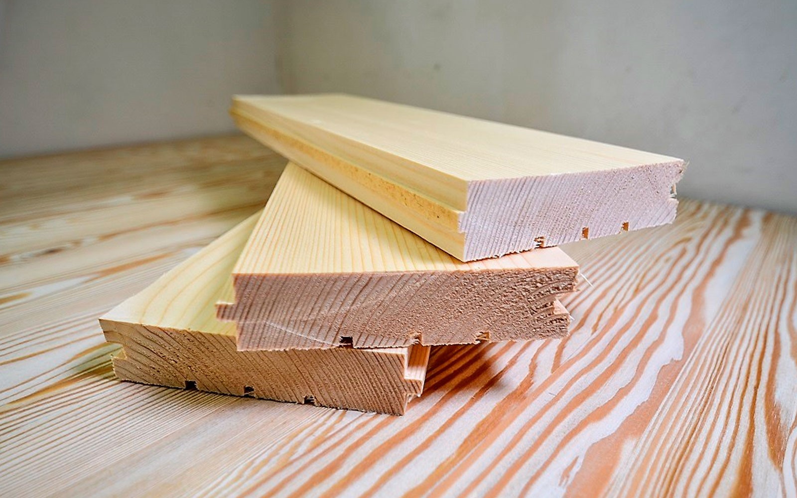 Как выбрать шпунтованную доску для отделки пола?
